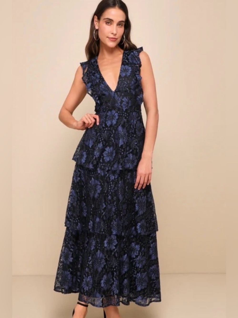 Lulu’s Molinetto Navy Blue Lace Ruffled Tiered Sleeveless Maxi Dress Small EUC